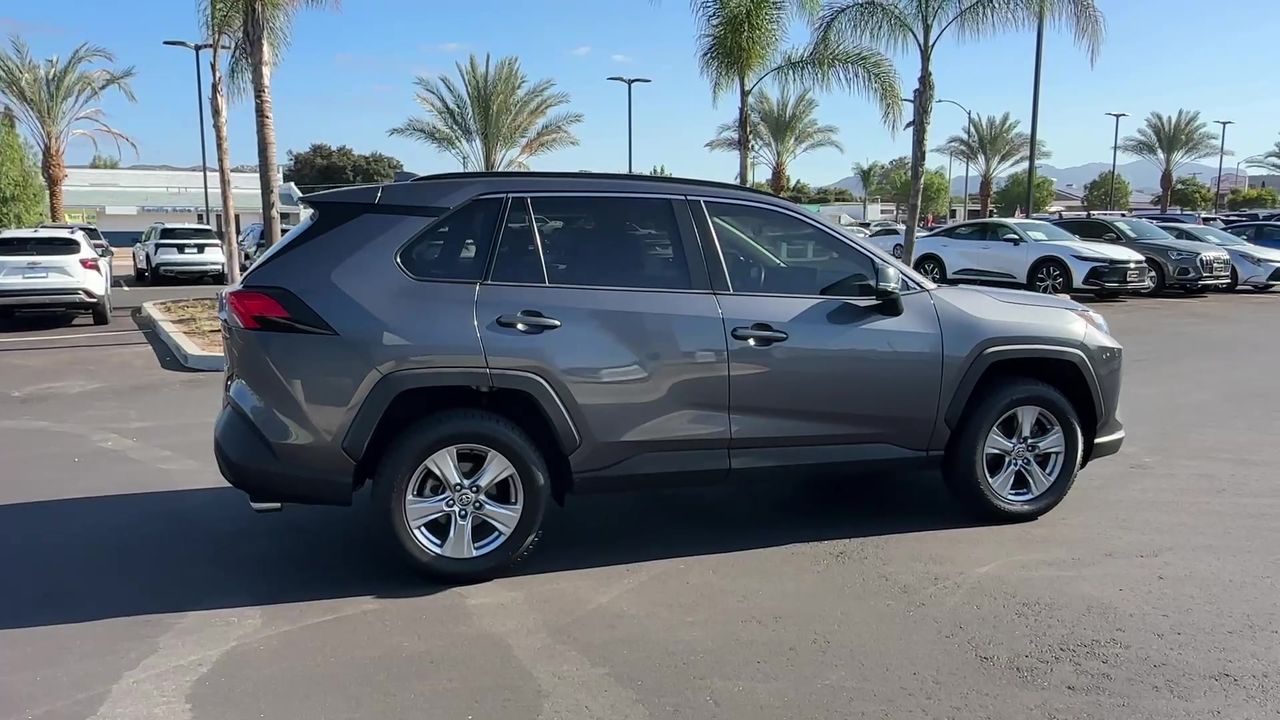 2022 Toyota RAV4 XLE photo 49