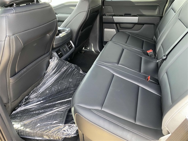 2025 Ford F-150 XLT photo 9