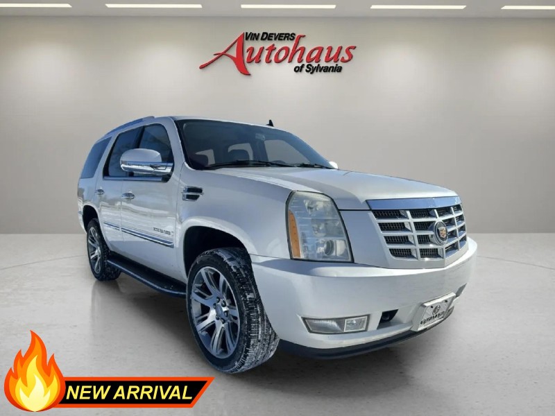 2008 Cadillac Escalade Base