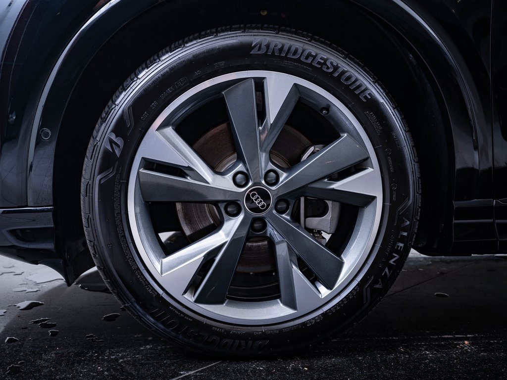 2024 Audi Q4 E-tron Premium Plus photo 14