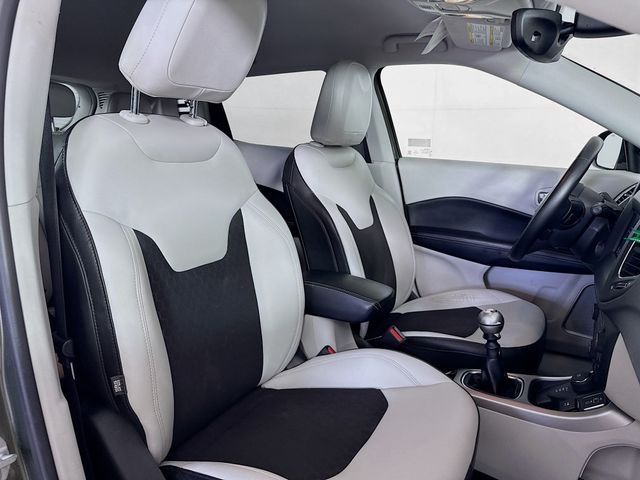 2018 Jeep Compass Latitude photo 23