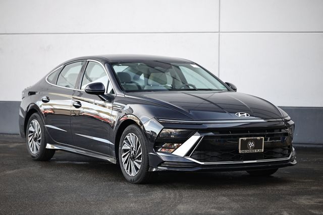 2025 Hyundai Sonata Hybrid SEL's photo