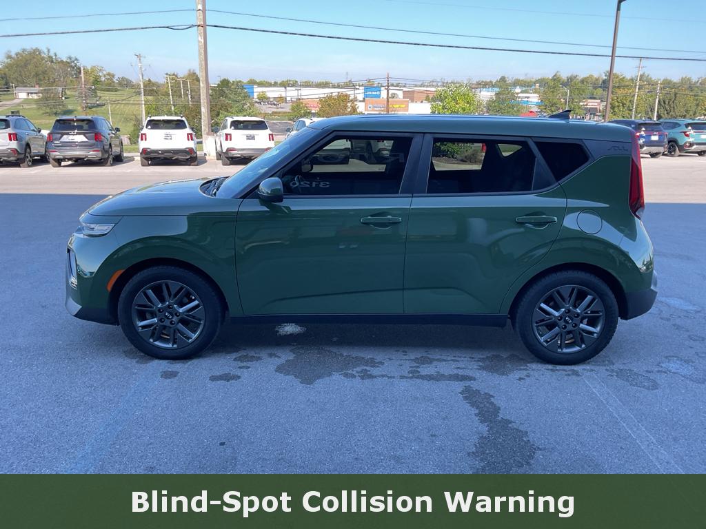 2020 Kia Soul EX photo 3
