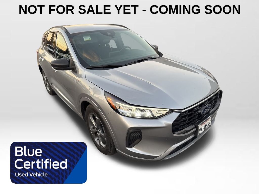 2023 Ford Escape ST-Line's photo