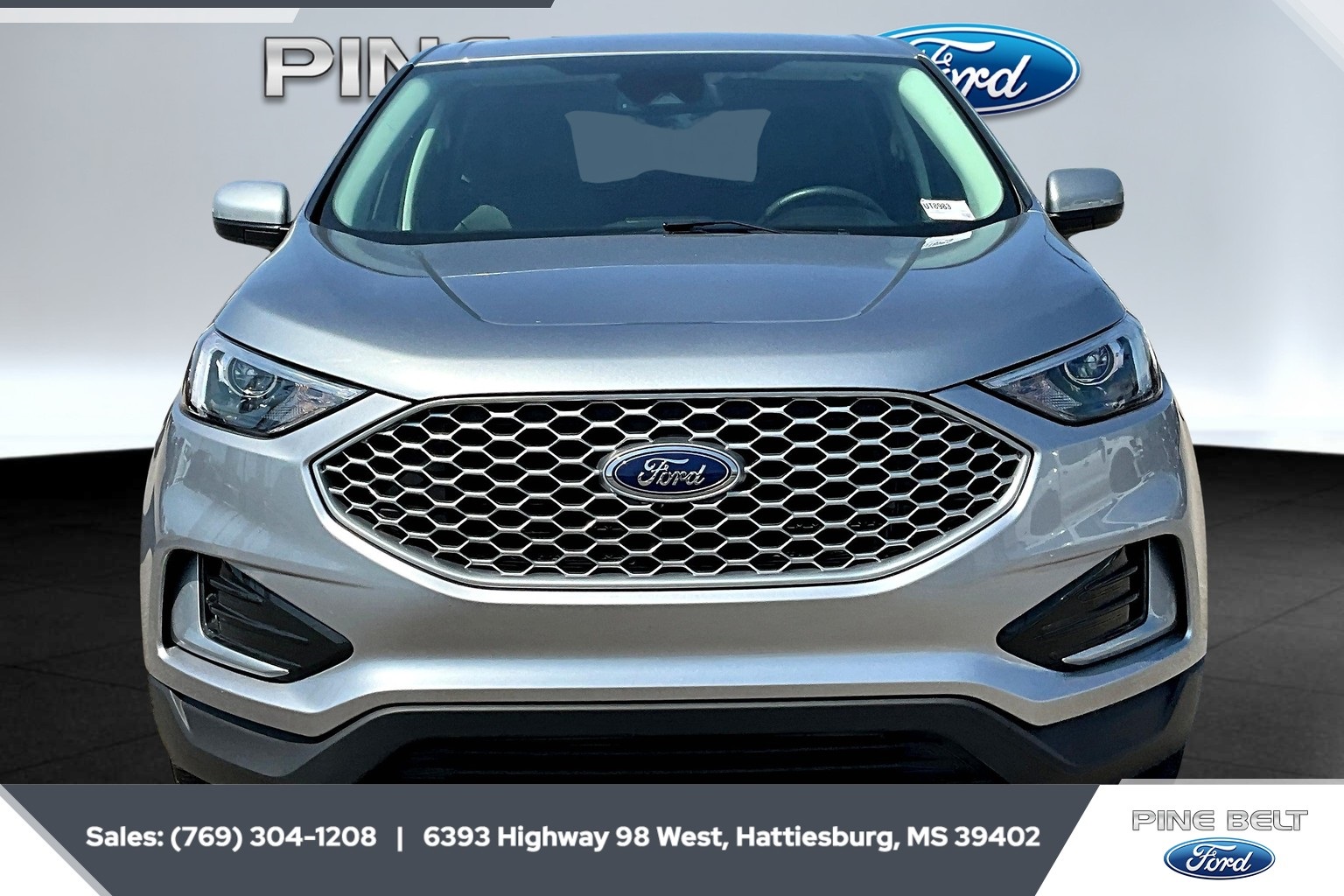 2024 Ford Edge SEL photo 3
