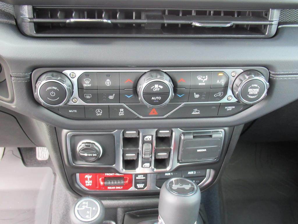 2025 Jeep Wrangler Rubicon photo 22