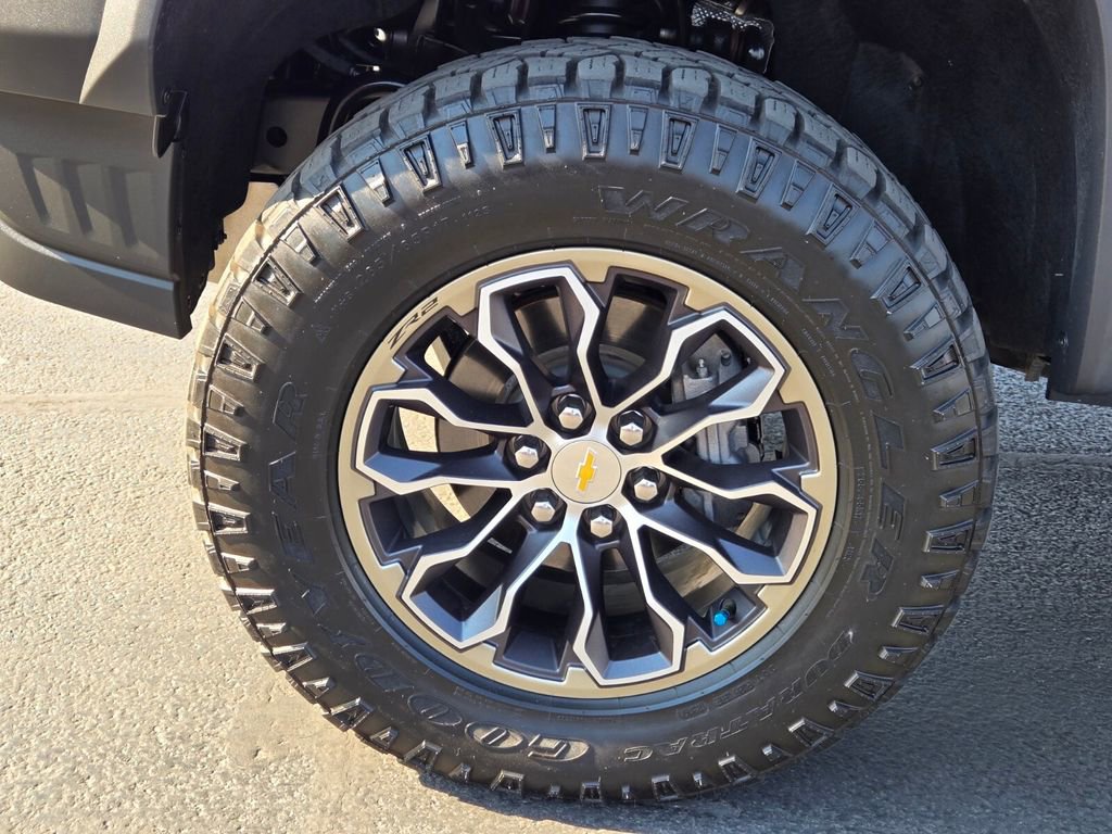 2019 Chevrolet Colorado ZR2 photo 9
