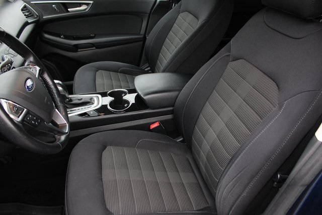 2017 Ford Edge SEL photo 4