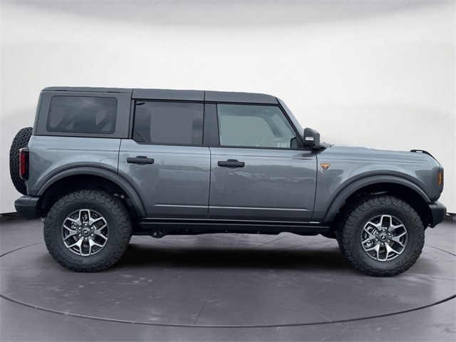2025 Ford Bronco Badlands photo 30