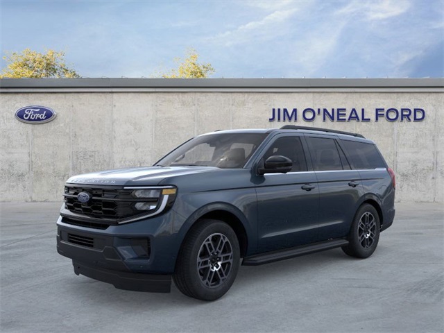 2025 Ford Expedition Active's photo