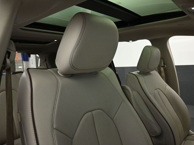 2020 CHRYSLER PACIFICA - Image 30