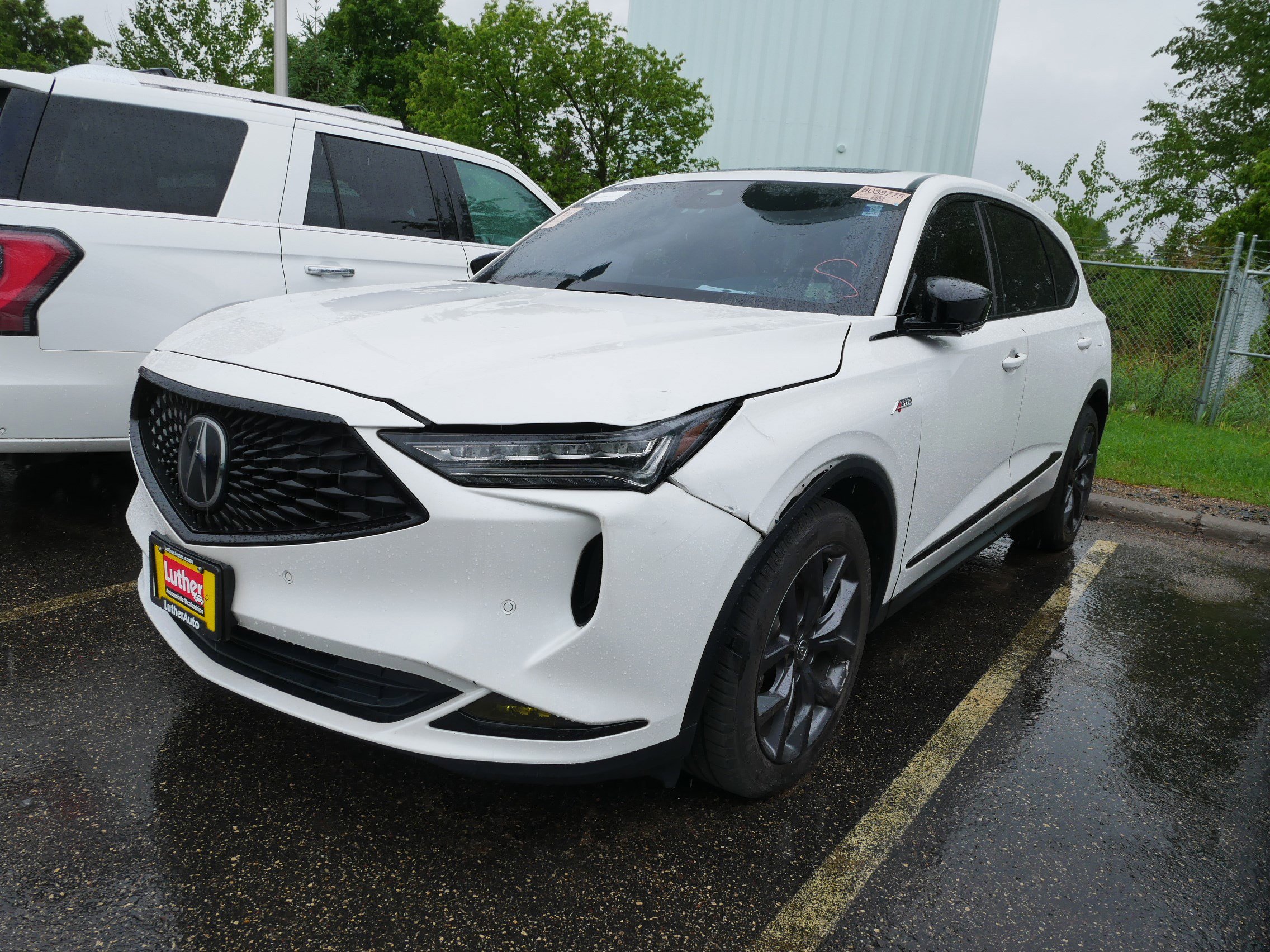 2022 Acura MDX A-Spec photo 3
