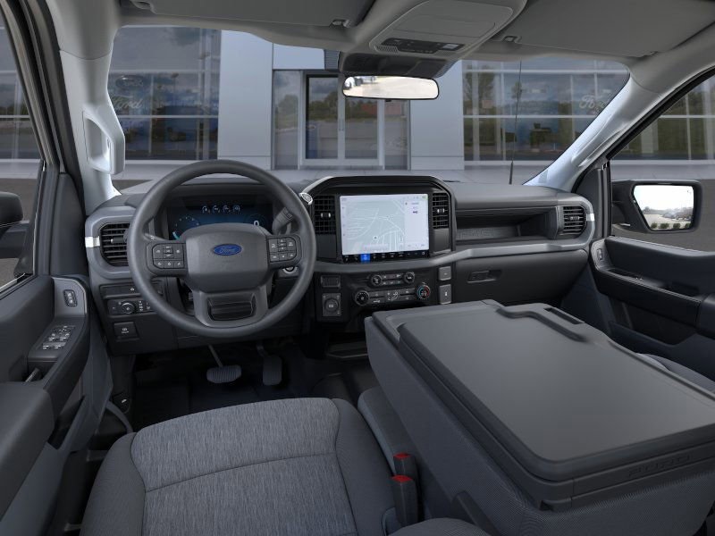 2025 Ford F-150 XL photo 9