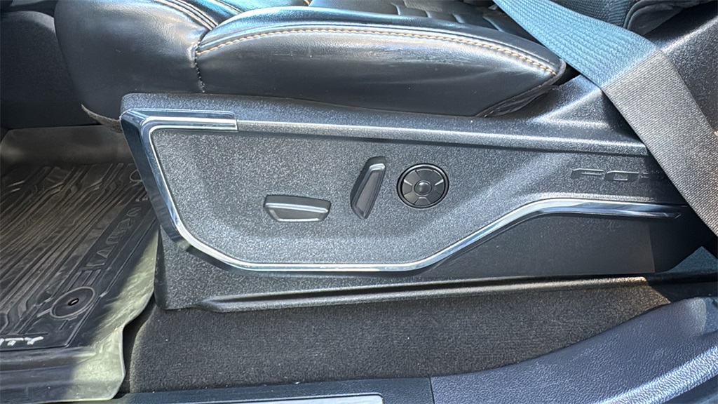 2024 Ford F-350 photo 20