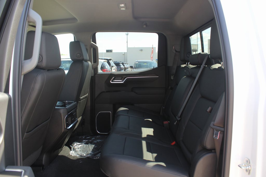 2026 Gmc Sierra 1500 SLT photo 9