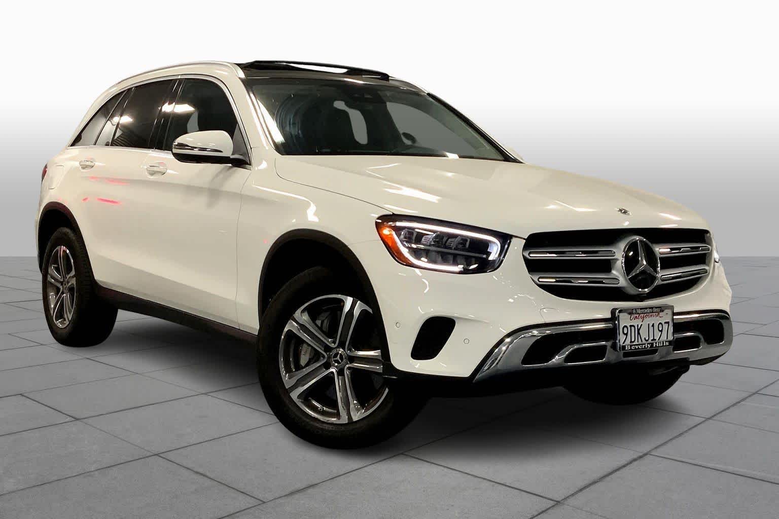 2022 Mercedes Benz GLC 300 4MATIC photo 2