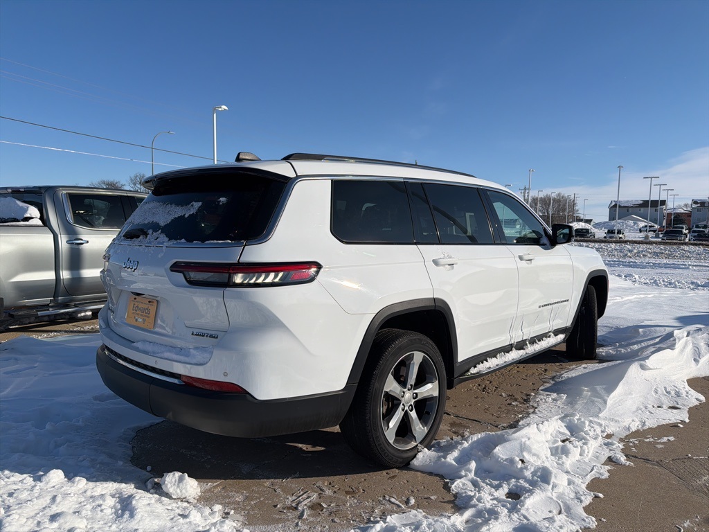2021 Jeep Grand Cherokee Limited photo 2