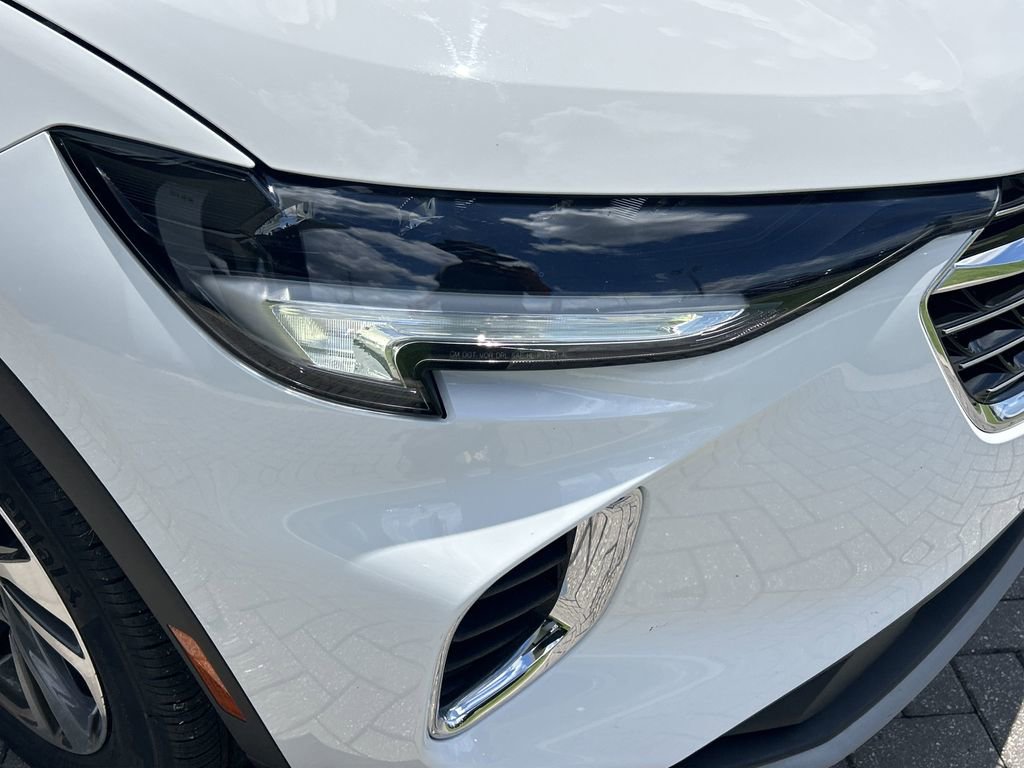 2022 Buick Envision Essence photo 9