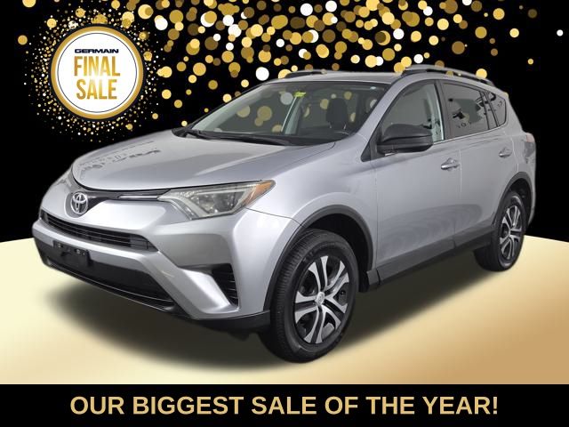 2016 Toyota RAV4 LE's photo