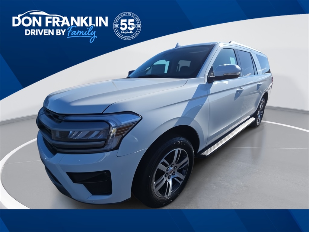 2024 Ford Expedition XLT's photo