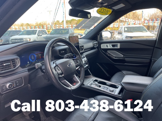 2022 Ford Explorer ST photo 6