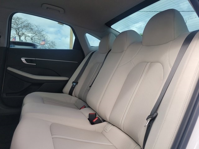 2023 Hyundai Sonata SE photo 6