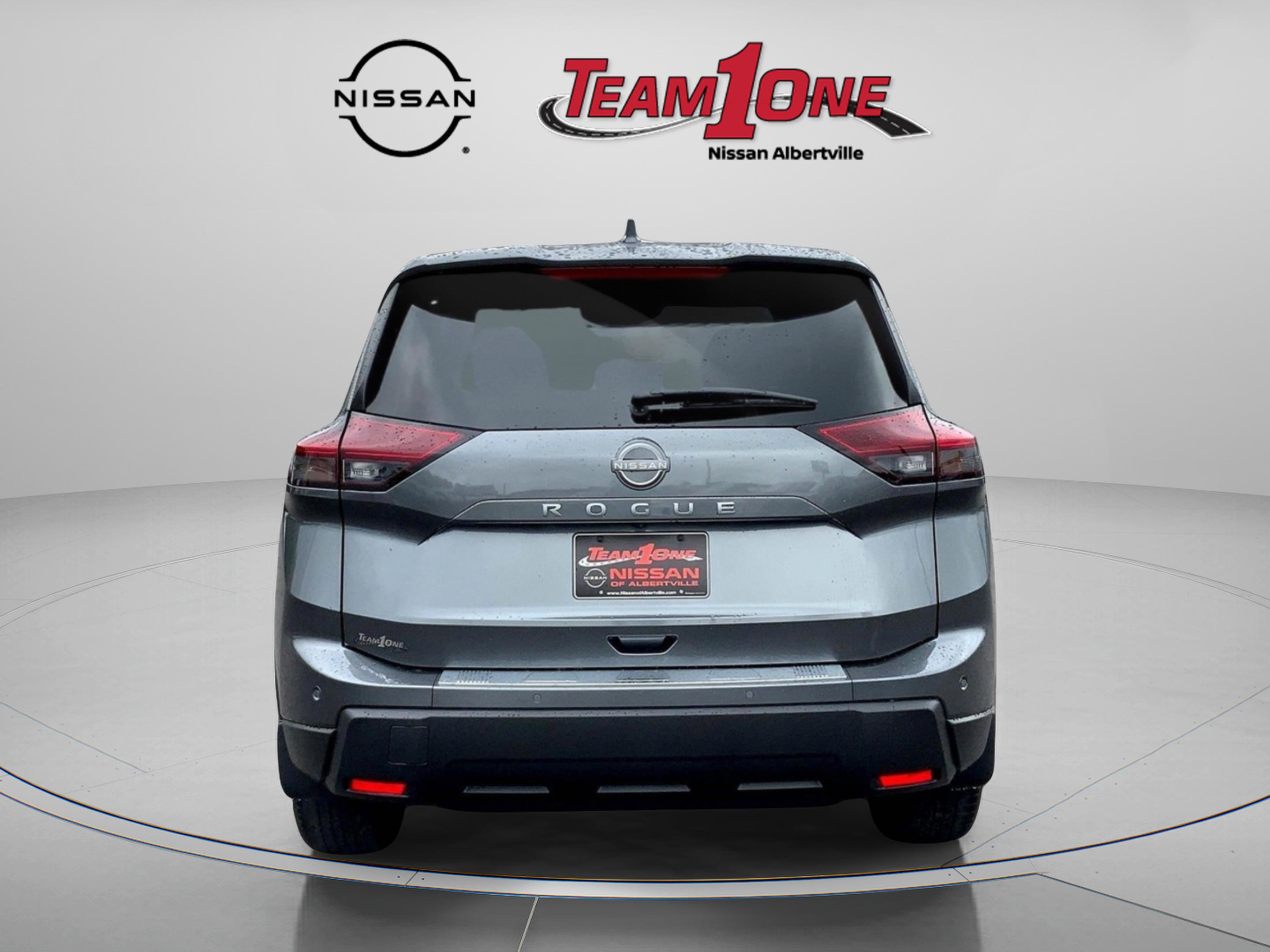 2025 Nissan Rogue SV photo 4