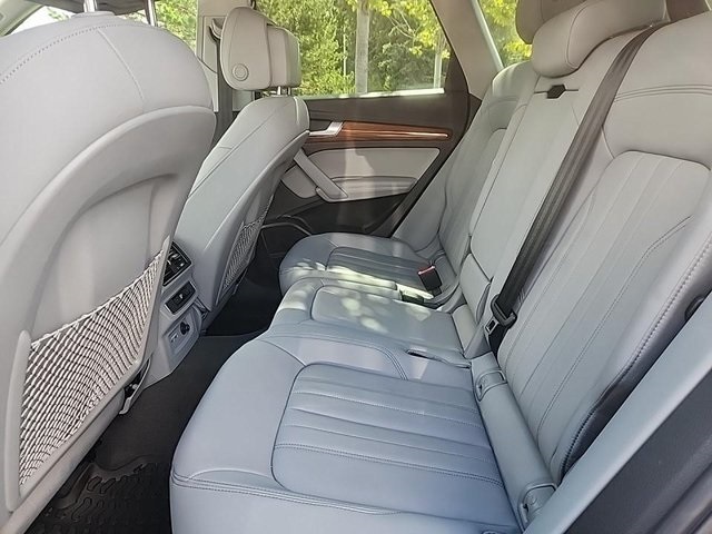 2023 Audi Q5 45 S line Premium Plus photo 9