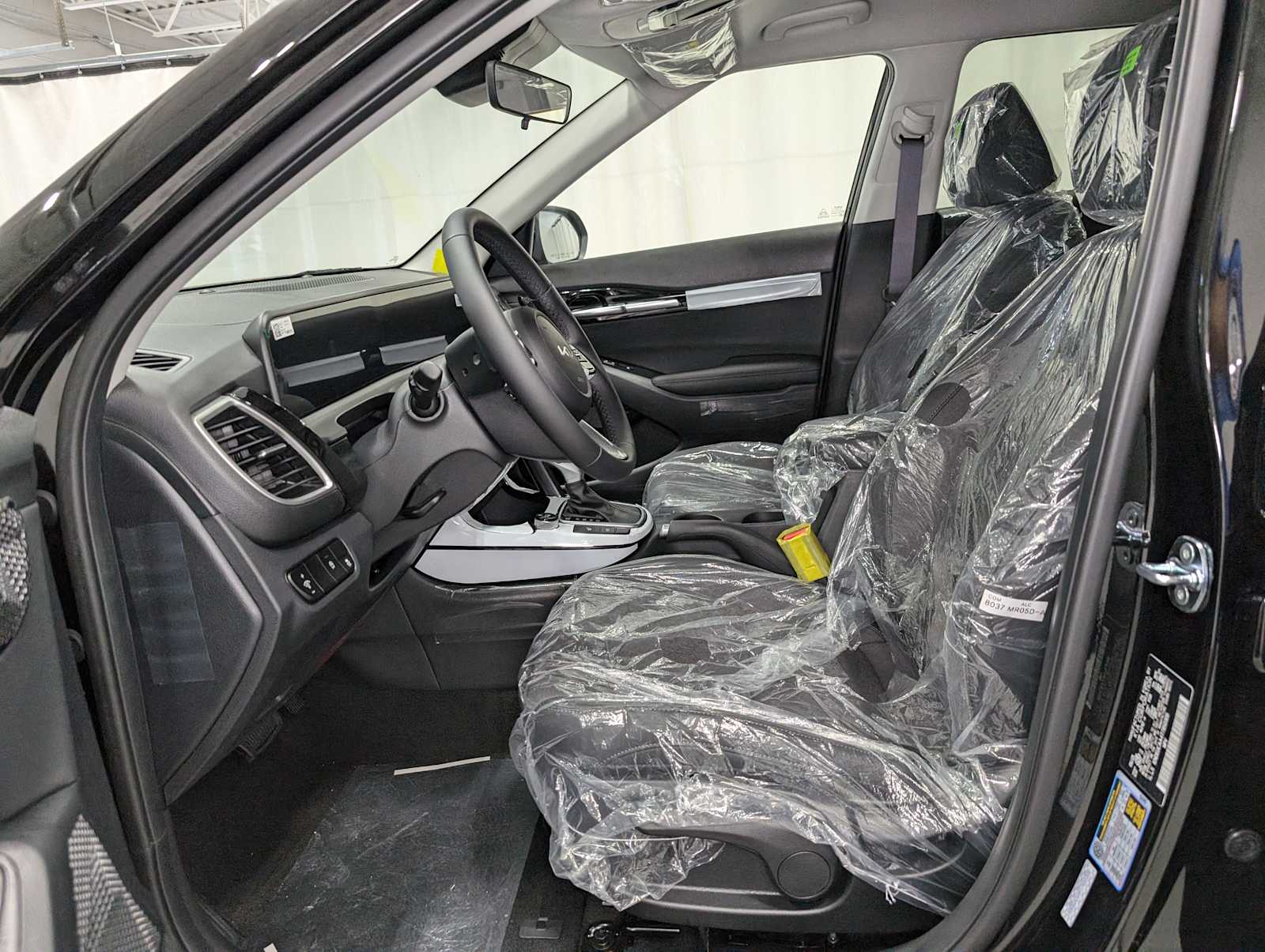 2026 Kia Seltos S photo 4
