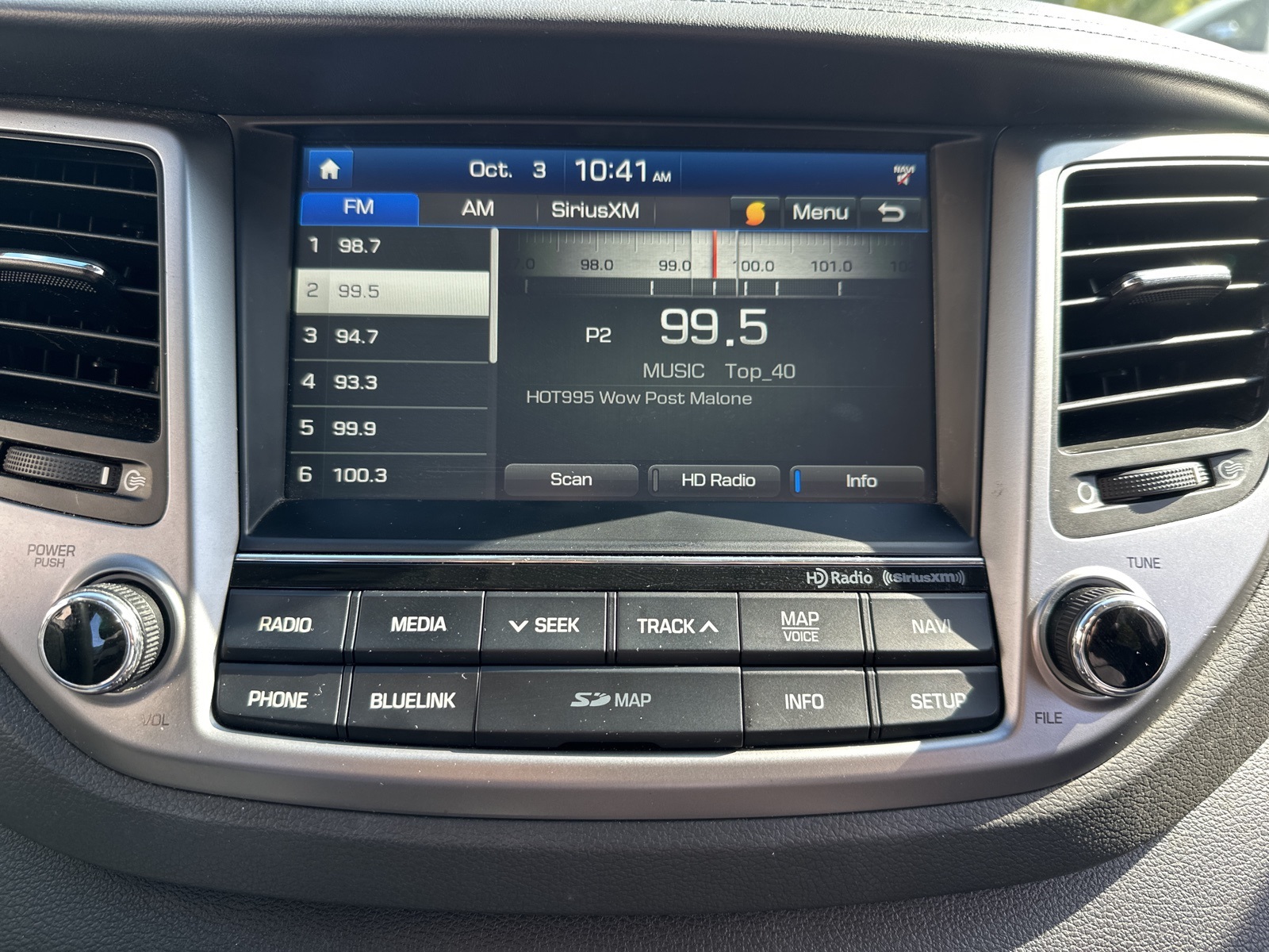 2016 Hyundai Tucson Limited photo 32