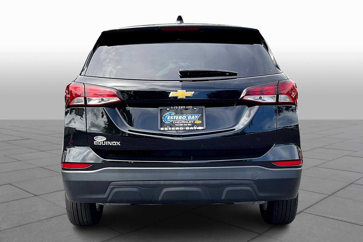 2023 Chevrolet Equinox LS photo 4