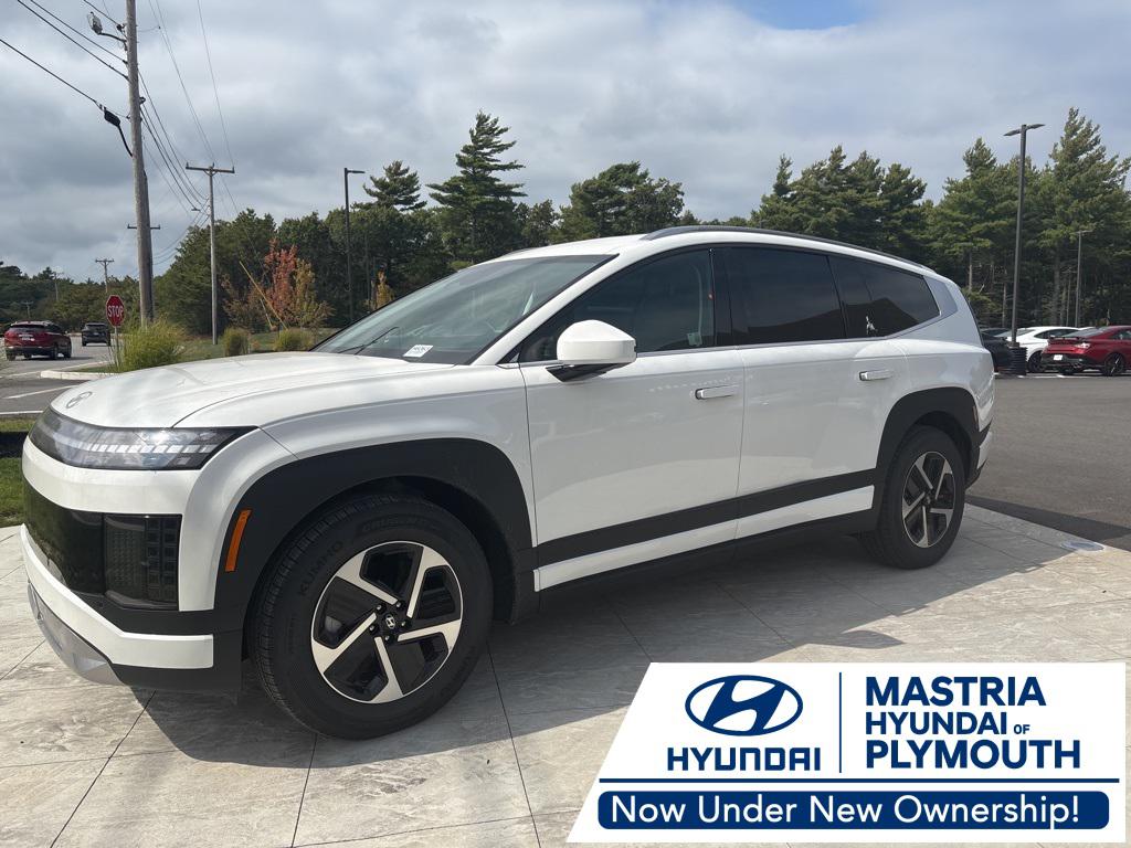 2026 Hyundai IONIQ 9 SE's photo