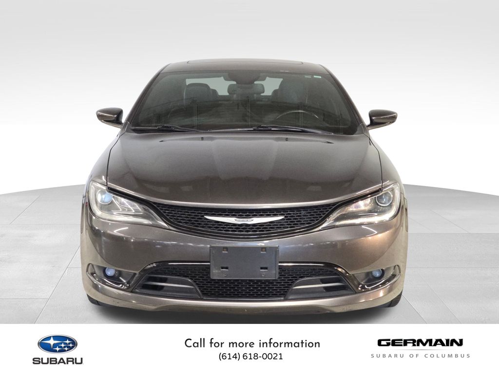 2015 Chrysler 200 S photo 2