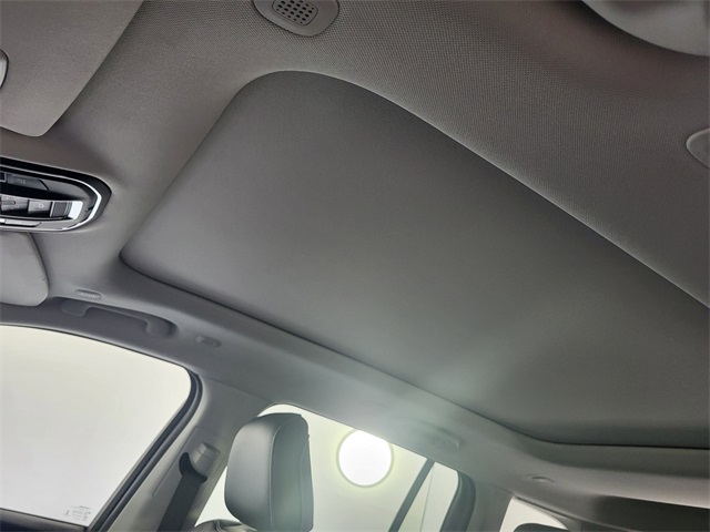2022 Jeep Cherokee Limited 4xe photo 18