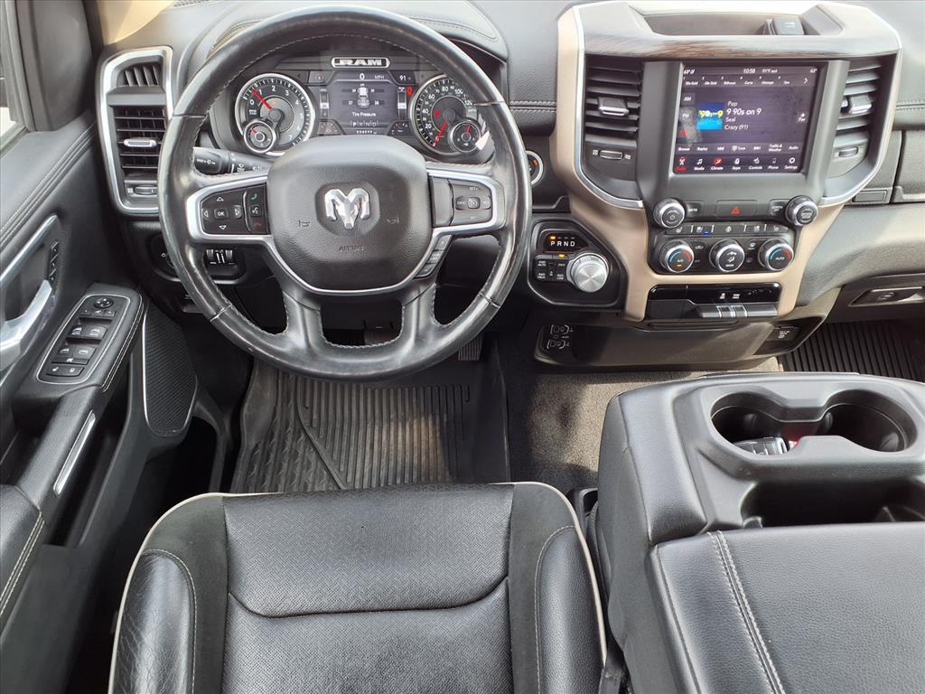 2019 Ram 1500 Laramie photo 3