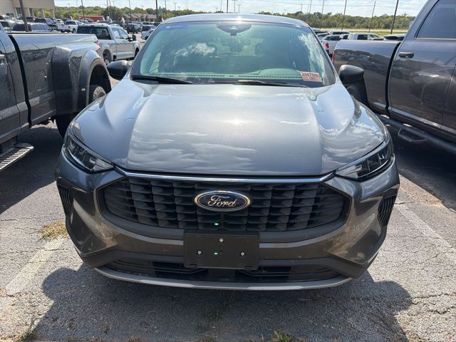 2024 Ford Escape Active photo 2