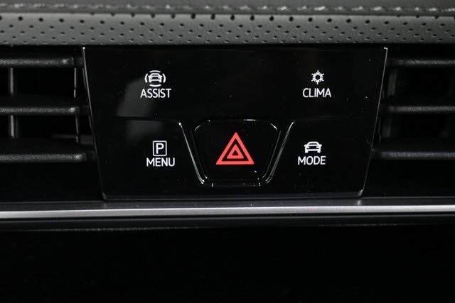 2025 Volkswagen Atlas Peak Edition SE photo 15