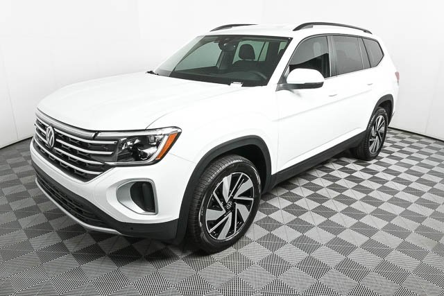 2025 Volkswagen Atlas SE Technology photo 29