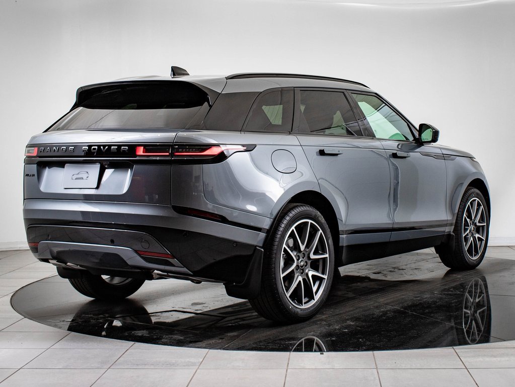 2026 Land Rover Range Rover Velar SE photo 9