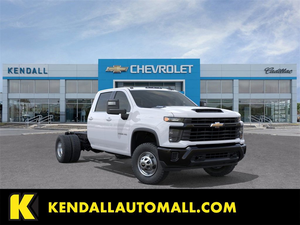 2025 Chevrolet Silverado 3500HD Work Truck's photo