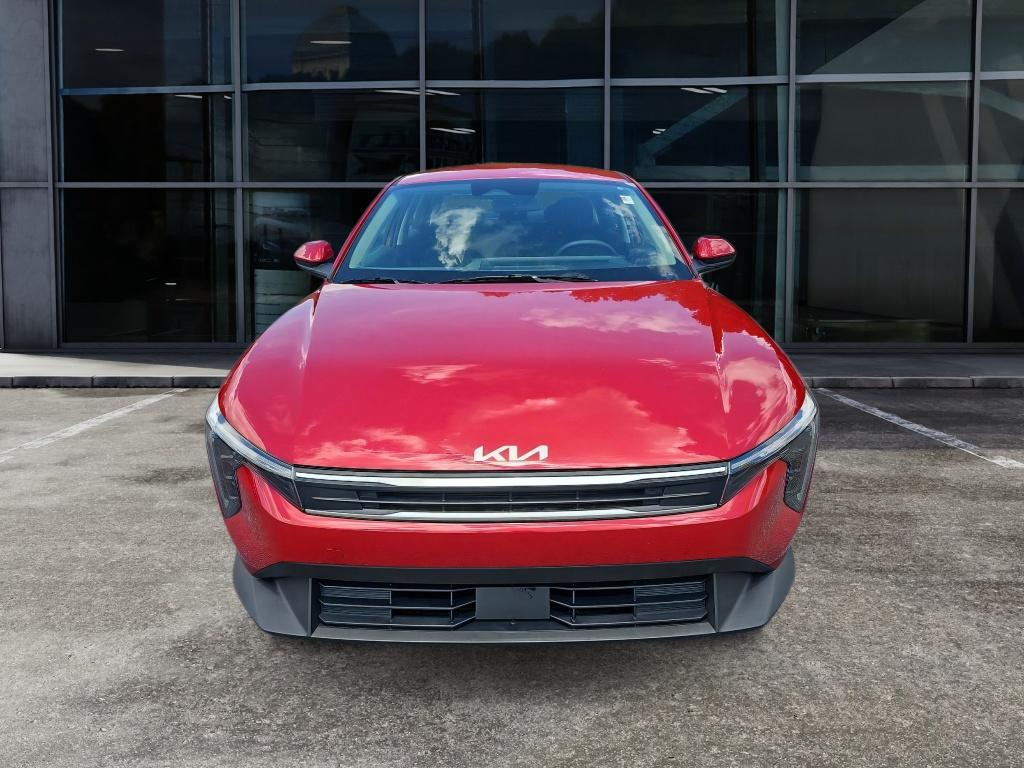 2025 Kia K4 LXS photo 2