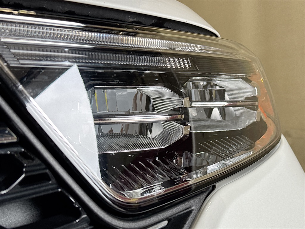 2022 Ford Explorer XLT photo 15