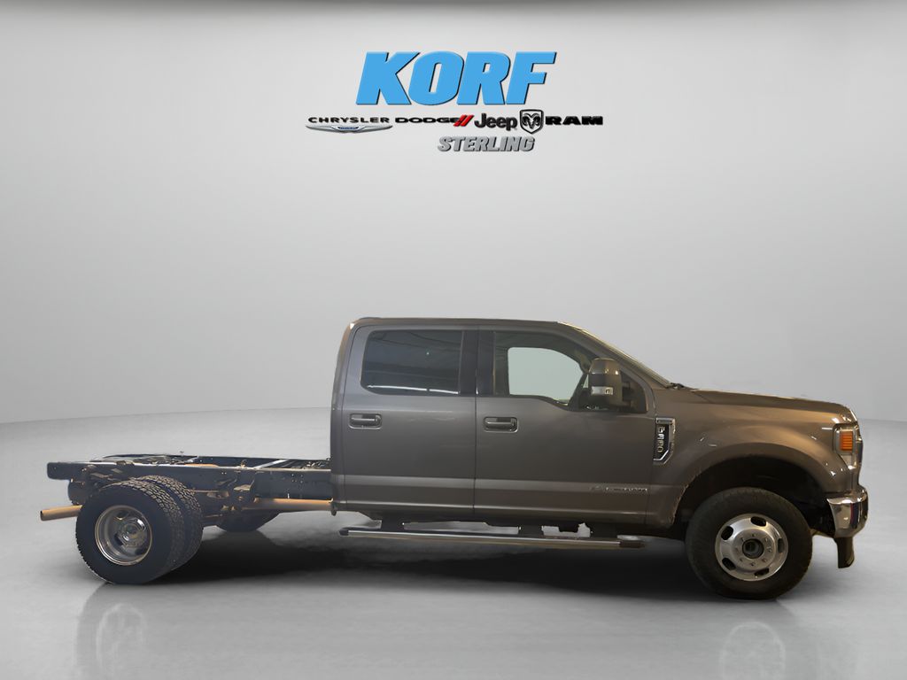 2022 Ford F-350 Lariat photo 4