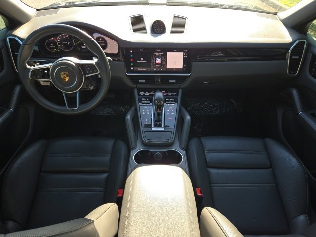 2022 Porsche Cayenne E-Hybrid Coupe Base photo 8