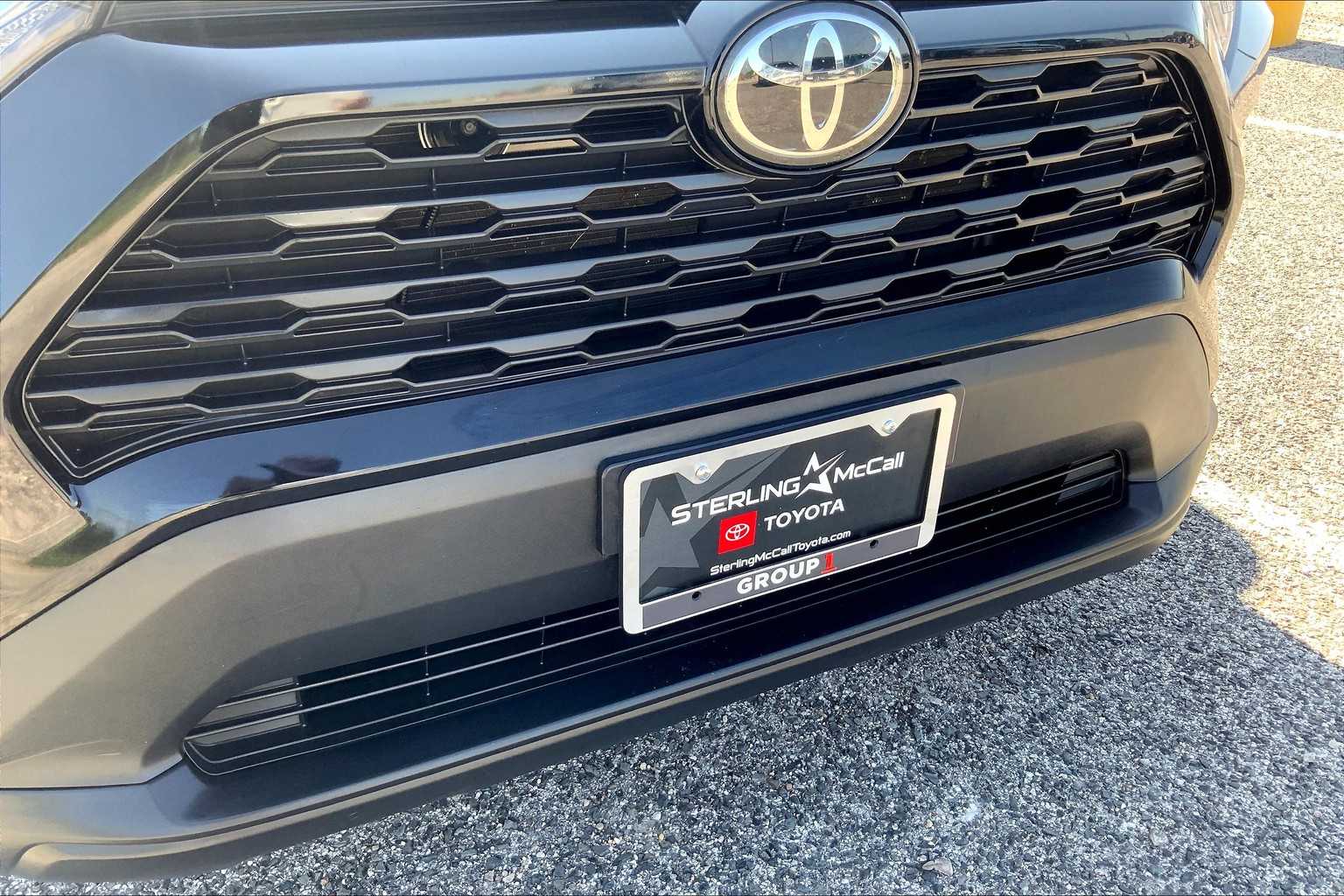 2022 Toyota RAV4 XLE photo 26