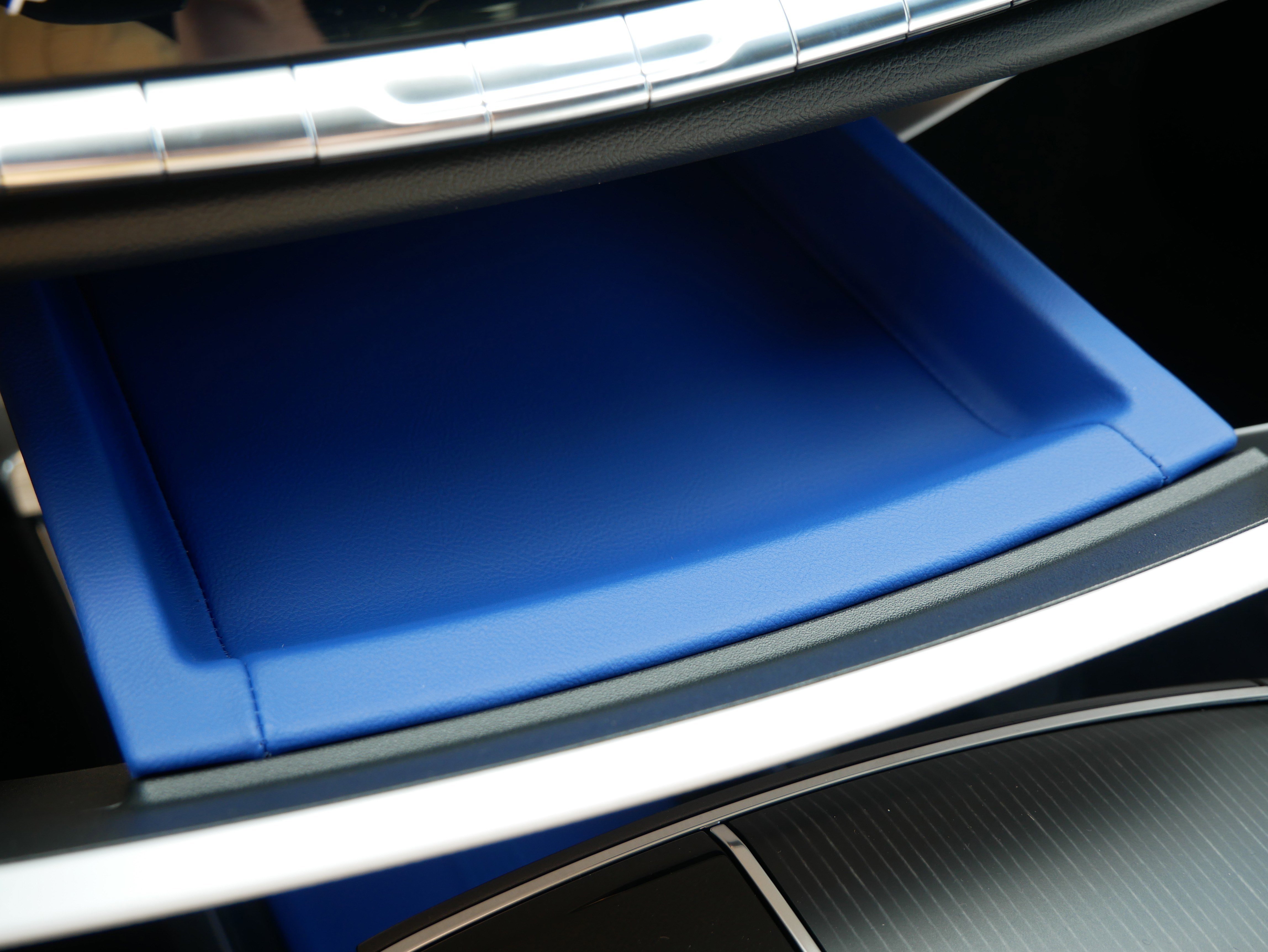 2026 Cadillac Lyriq Luxury photo 12