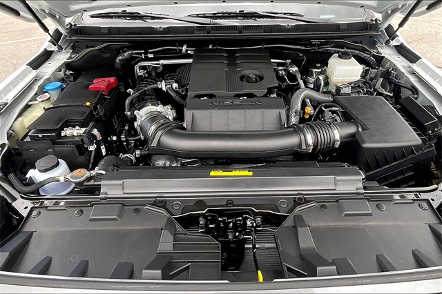 2025 Nissan Frontier SV photo 12