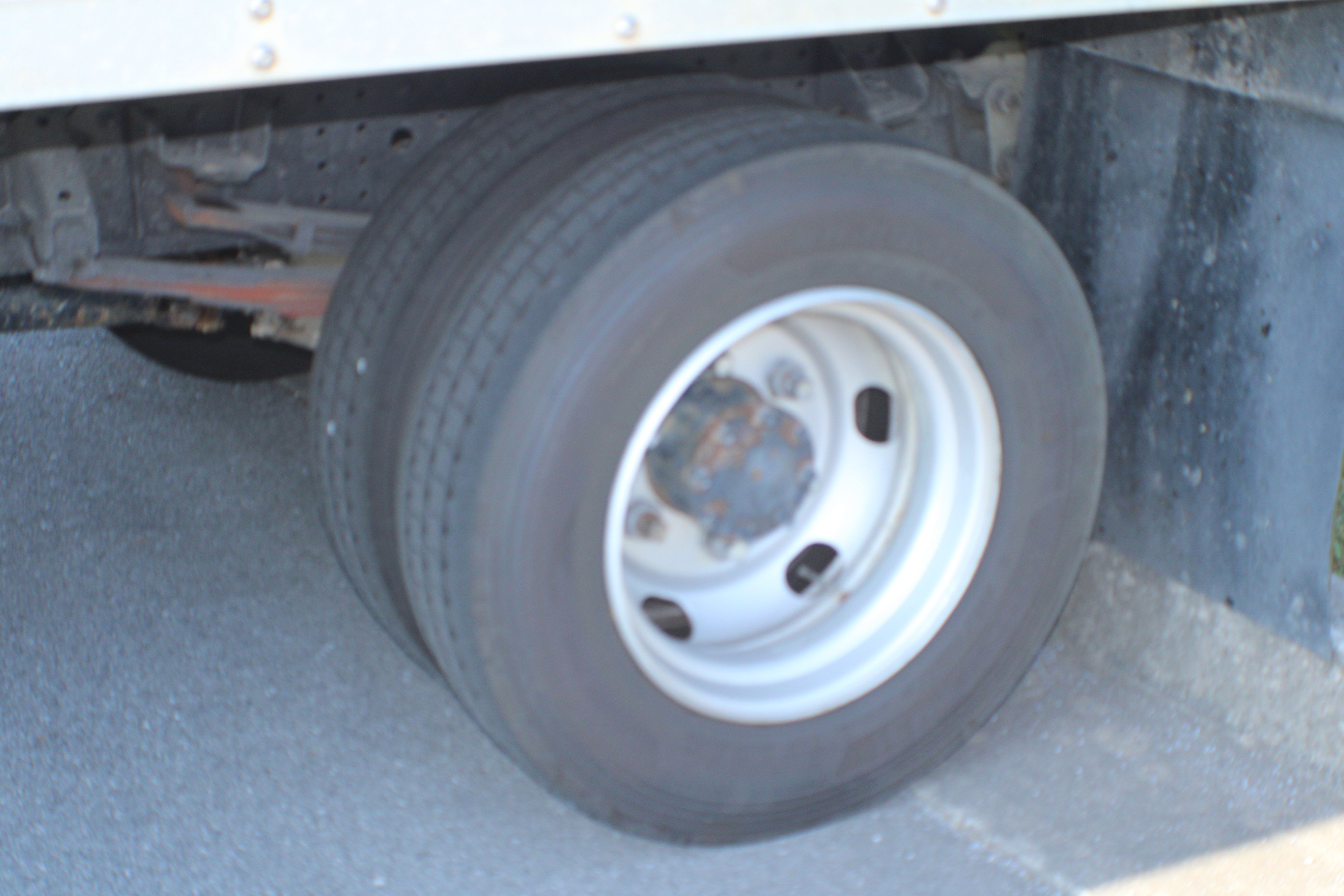 2020 Mitsubishi Fuso FE140 (FECZTS) 3.8-4.09 m wheelbase photo 4