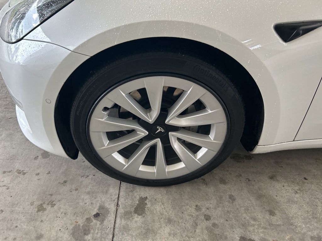 2021 Tesla Model 3 Standard Range Plus photo 12
