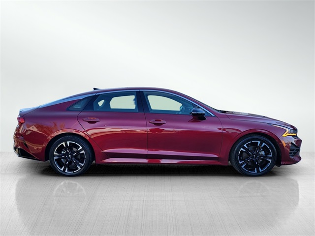 2022 Kia K5 GT-Line photo 4